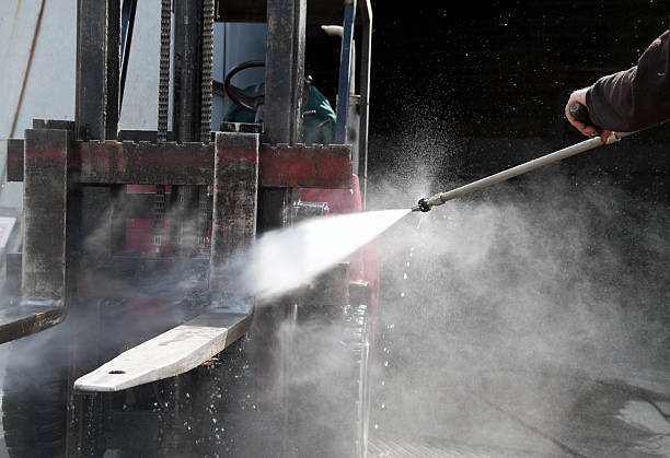 Best Affordable Pressure Washing  in Aledo, IL
